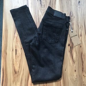 NWT True Religion Halle Jeans